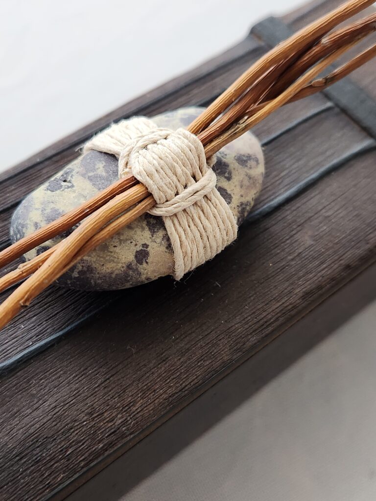 Stone weaving decorative box